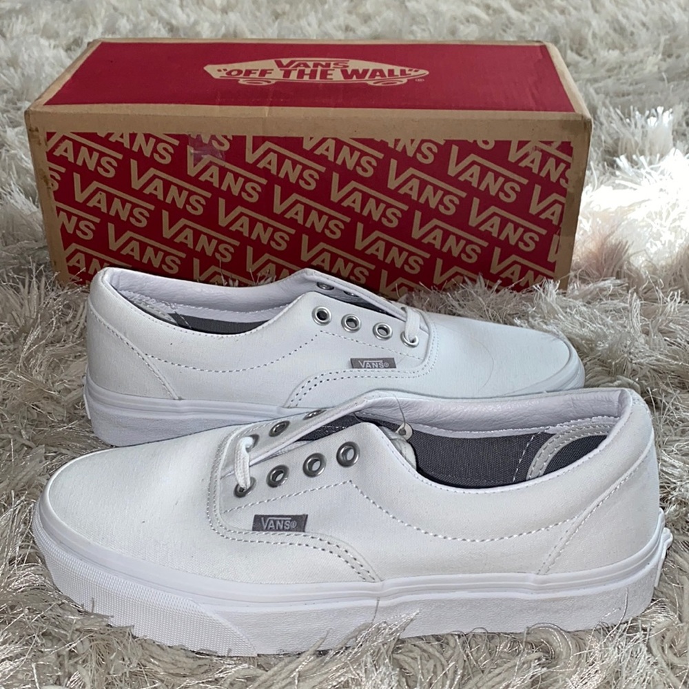 Brand New Era Vans- Size 6 White